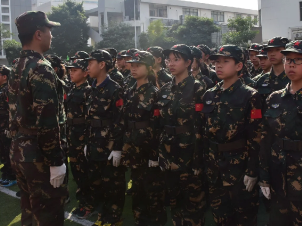 推动教育点评一体化教育点评是查验教育效果的重要指标